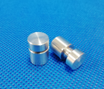 Support d’écartement discret 13x13 mm AIR1008